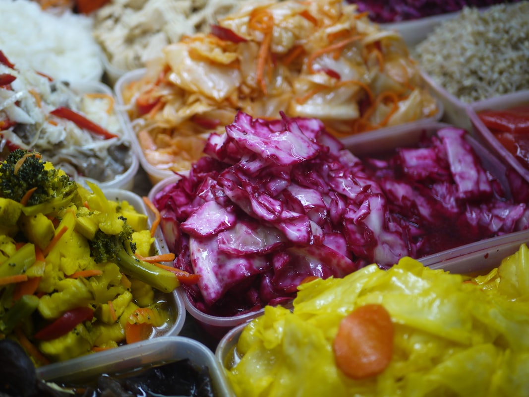Apă și băuturi hidratante pentru sănătate intestinală